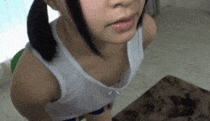  パイチラ GIF！先っちょがエチエチなエロ画像！