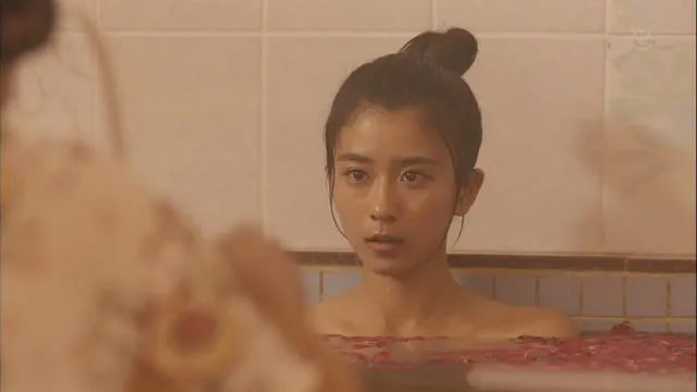  黒島結菜 ヌード画像！濡れ場のアヘ顔セックスや乳首ポッチのお宝！