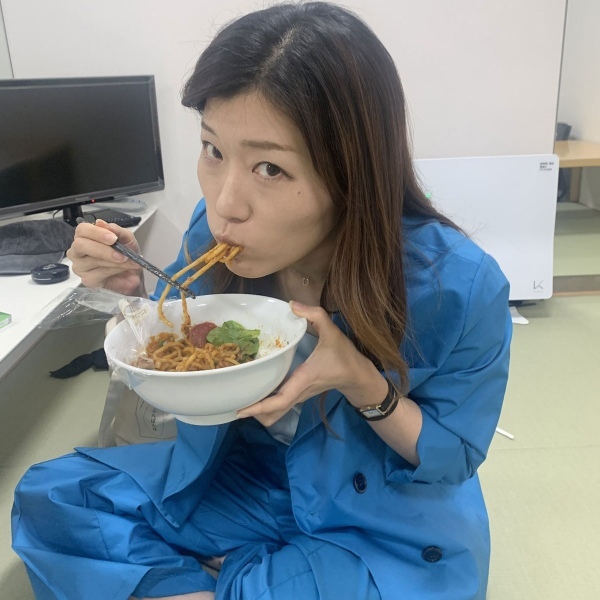  ヒコロヒー エロ画像！おっぱいやフェラ顔のお宝が抜ける！