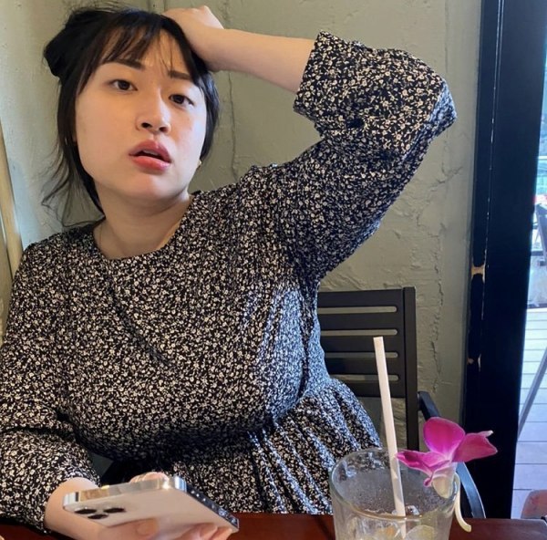  丸山礼 エロ画像！乳首ポッチ・胸チラおっぱいが抜けるお宝！