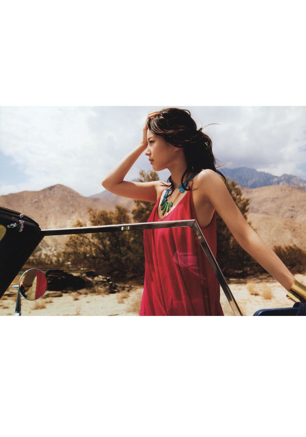 Maki Horikita "Dramatic" [PhotoBook]