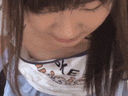  パイチラ GIF！先っちょがエチエチなエロ画像！