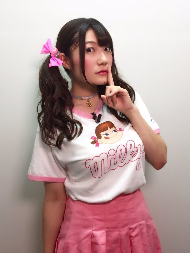 花澤香菜 エロ画像！パンチラ・胸チラおっぱい・フェラ顔が抜けるお宝！