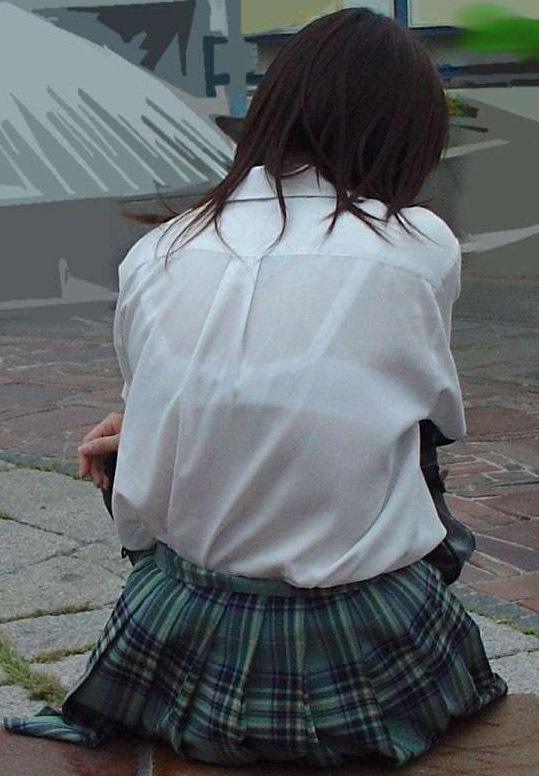  JK 透けブラ画像！透けちゃったブラジャードキドキ！