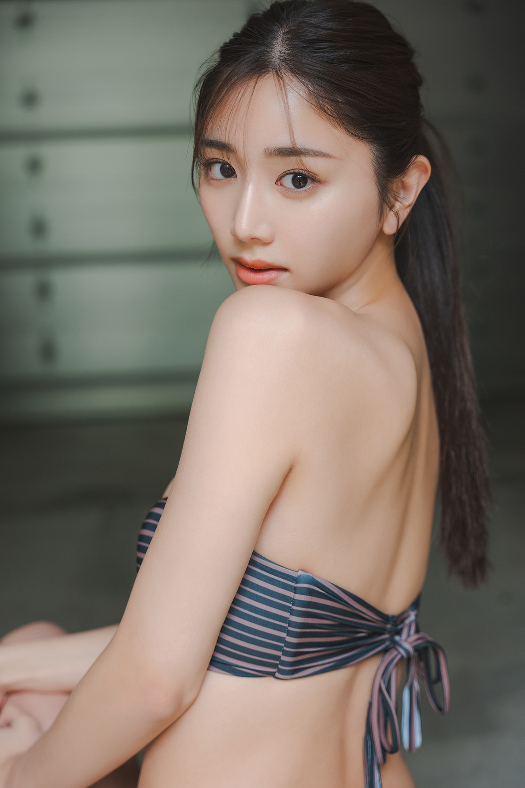 Yasuyo Saito 斎藤恭代, FLASHデジタル写真集 「美しき革命」 Set.01