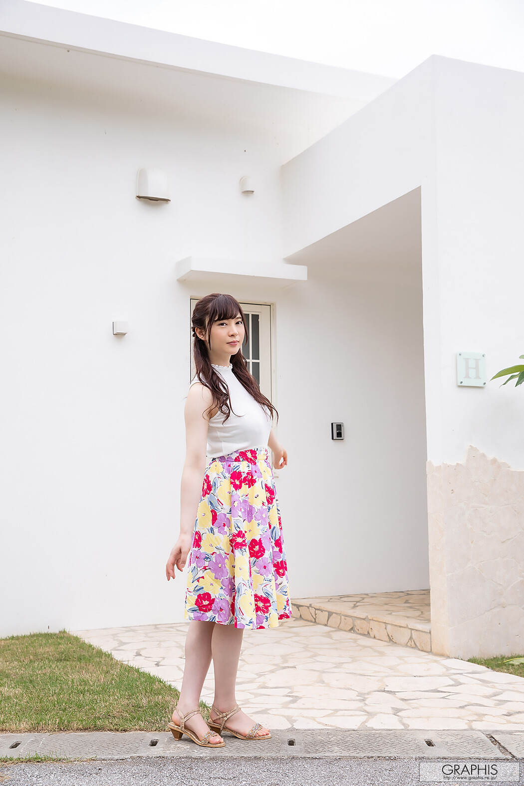 Towa Satsuki 沙月とわ, [Graphis] Gals 「ETERNAL MOON」 Vol.02