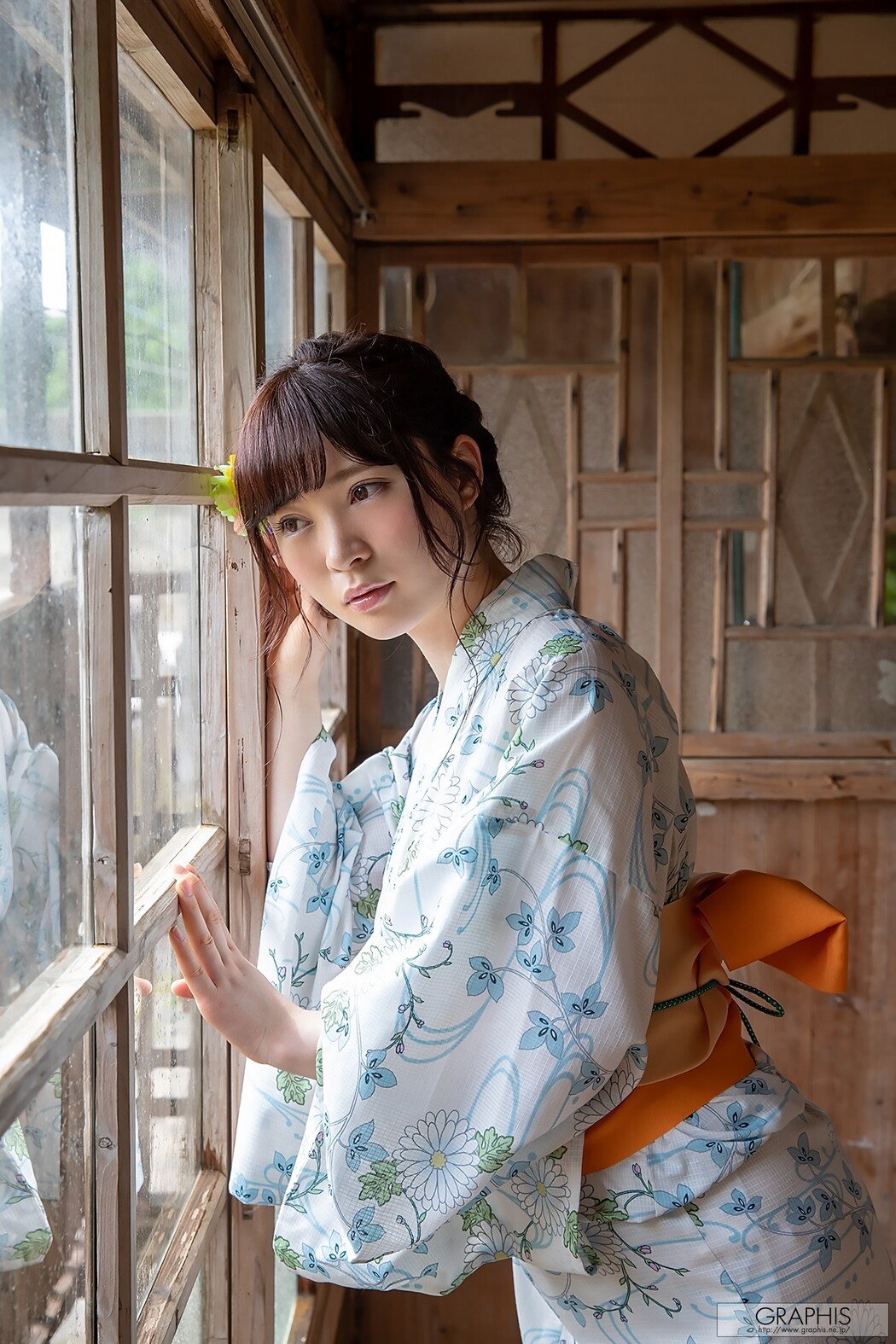 Towa Satsuki 沙月とわ, [Graphis] Gals 「ETERNAL MOON」 Vol.02