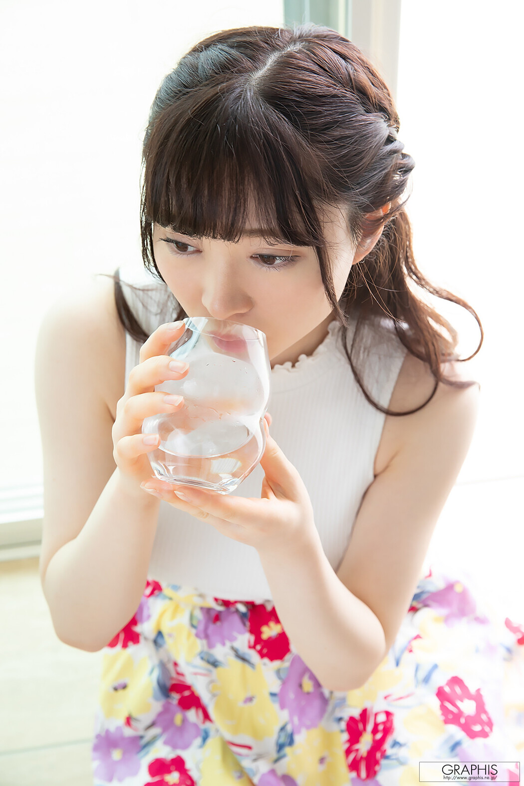 Towa Satsuki 沙月とわ, [Graphis] Gals 「ETERNAL MOON」 Vol.02