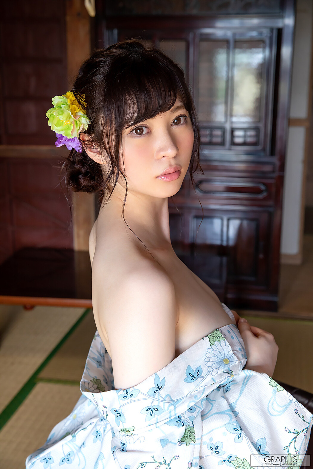 Towa Satsuki 沙月とわ, [Graphis] Gals 「ETERNAL MOON」 Vol.02