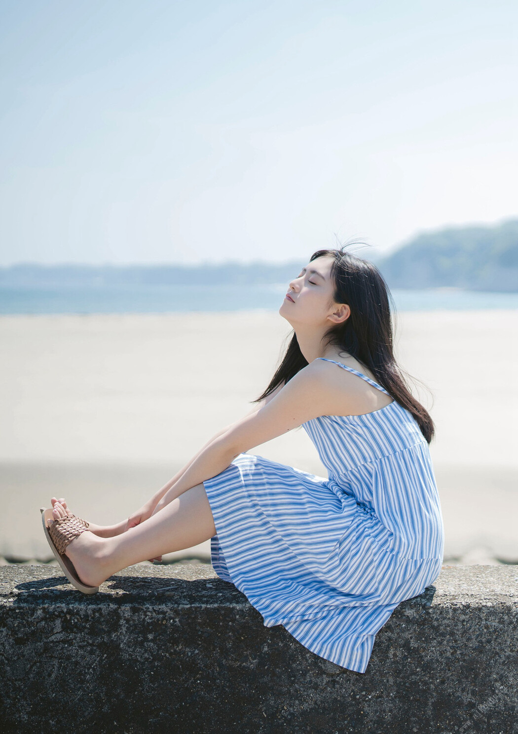 Runa Toyoda 豊田ルナ, STRIKE! デジタル写真集 「想わば、ゆえに君の町まで。」 Set.01