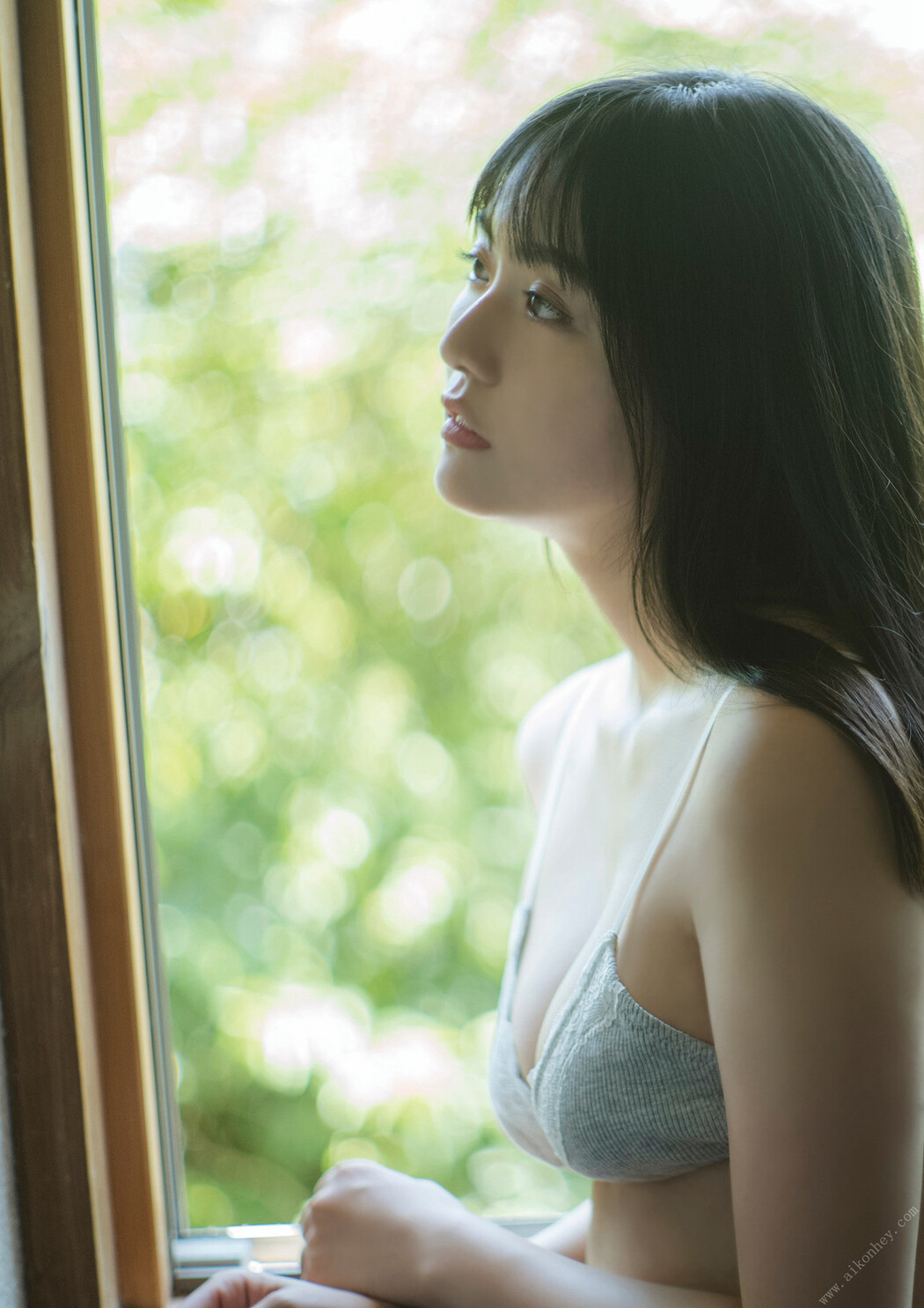Runa Toyoda 豊田ルナ, STRIKE! デジタル写真集 「想わば、ゆえに君の町まで。」 Set.02