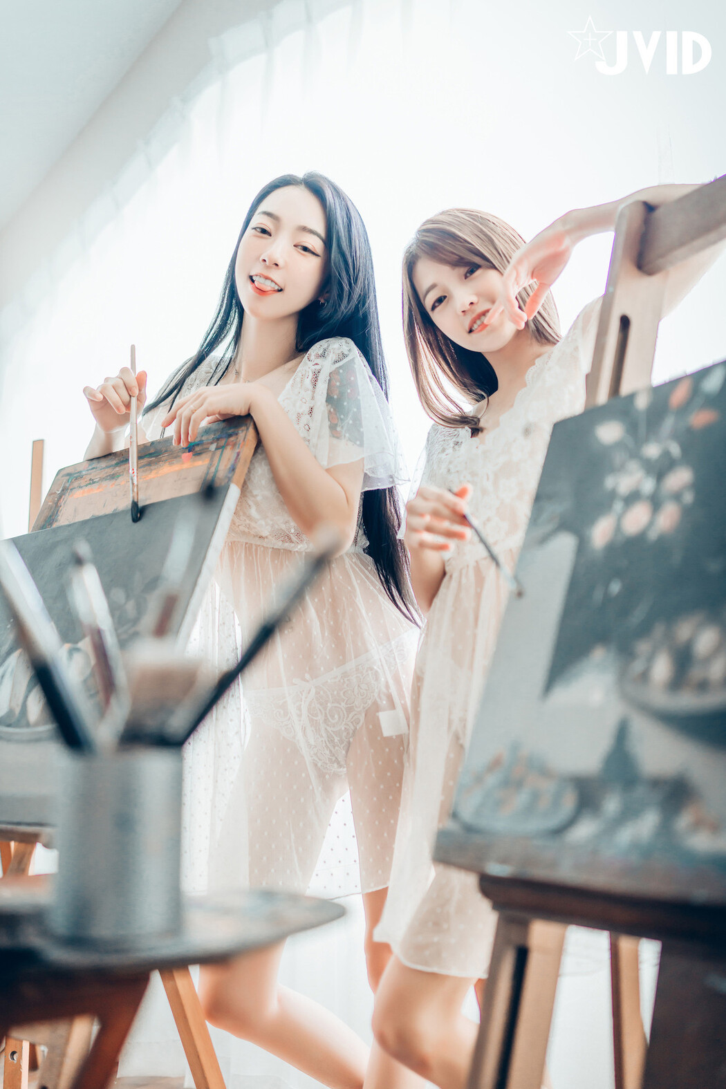 JVID精品 飄飄 妍妍 百合花神の美少女 最色色嘗試 辰辰特別客串！色色最大突破 Set.01