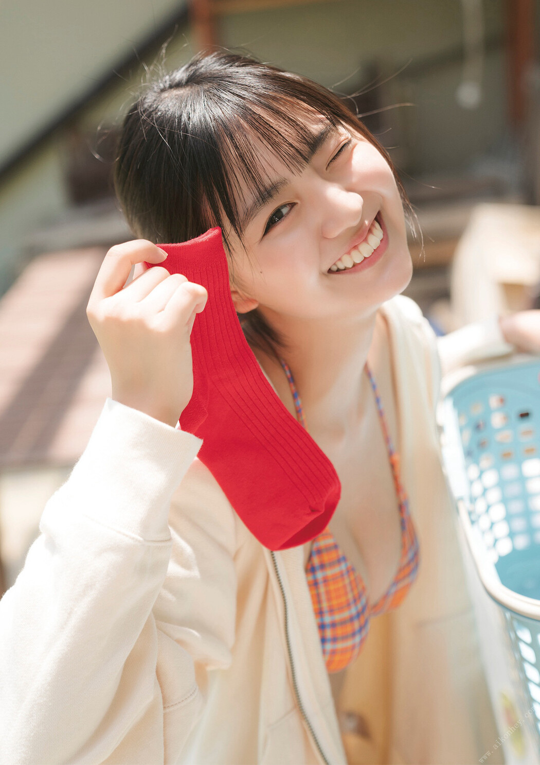 Runa Toyoda 豊田ルナ, STRIKE! デジタル写真集 「想わば、ゆえに君の町まで。」 Set.01