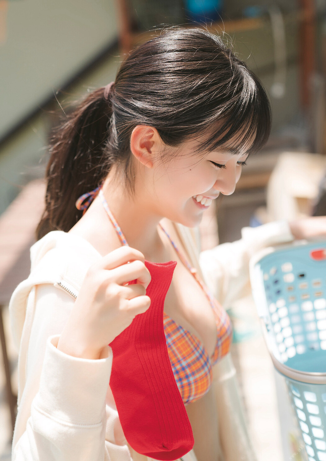 Runa Toyoda 豊田ルナ, STRIKE! デジタル写真集 「想わば、ゆえに君の町まで。」 Set.01
