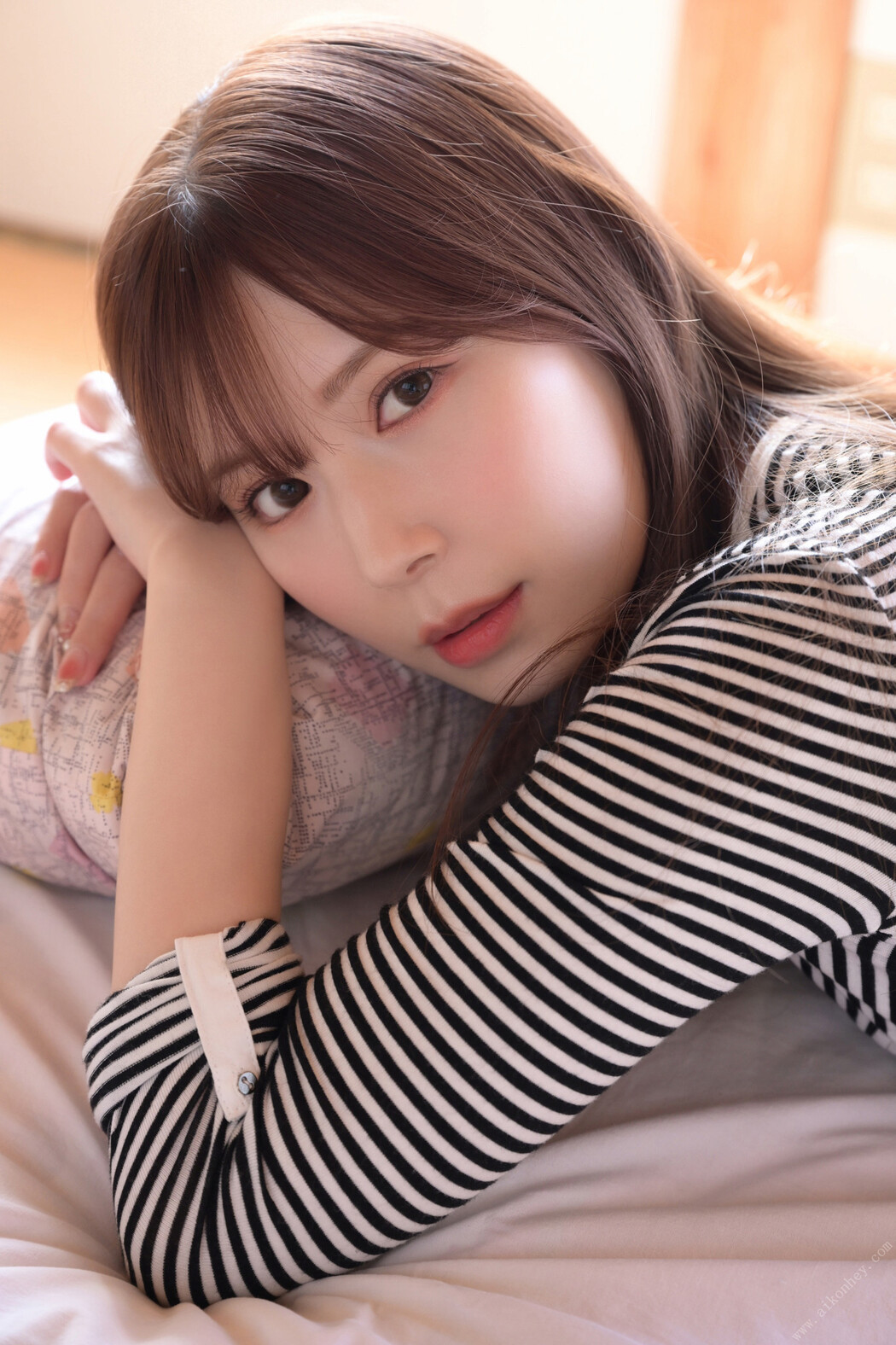 Tsumugi Akari 明里つむぎ, ＦＲＩＤＡＹデジタル写真集 「君とつむぐ夏 Vol.2」 Set.05