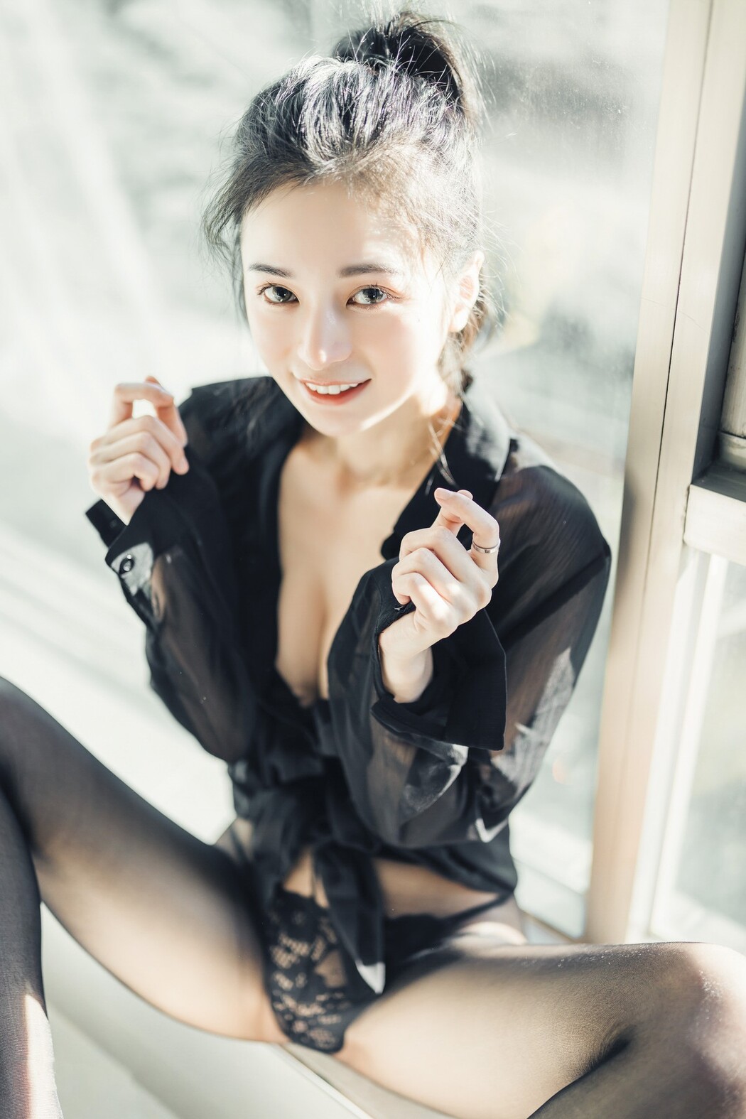 JVID精品 🔞仙仙辰 透明罩衫 透明駱駝蹄內褲 濕潤黑絲 我的女友 這次有點色😈有點甜 Set.02