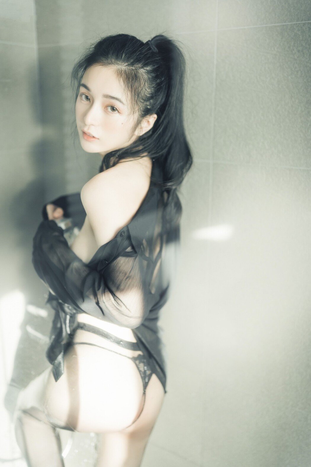 JVID精品 🔞仙仙辰 透明罩衫 透明駱駝蹄內褲 濕潤黑絲 我的女友 這次有點色😈有點甜 Set.02