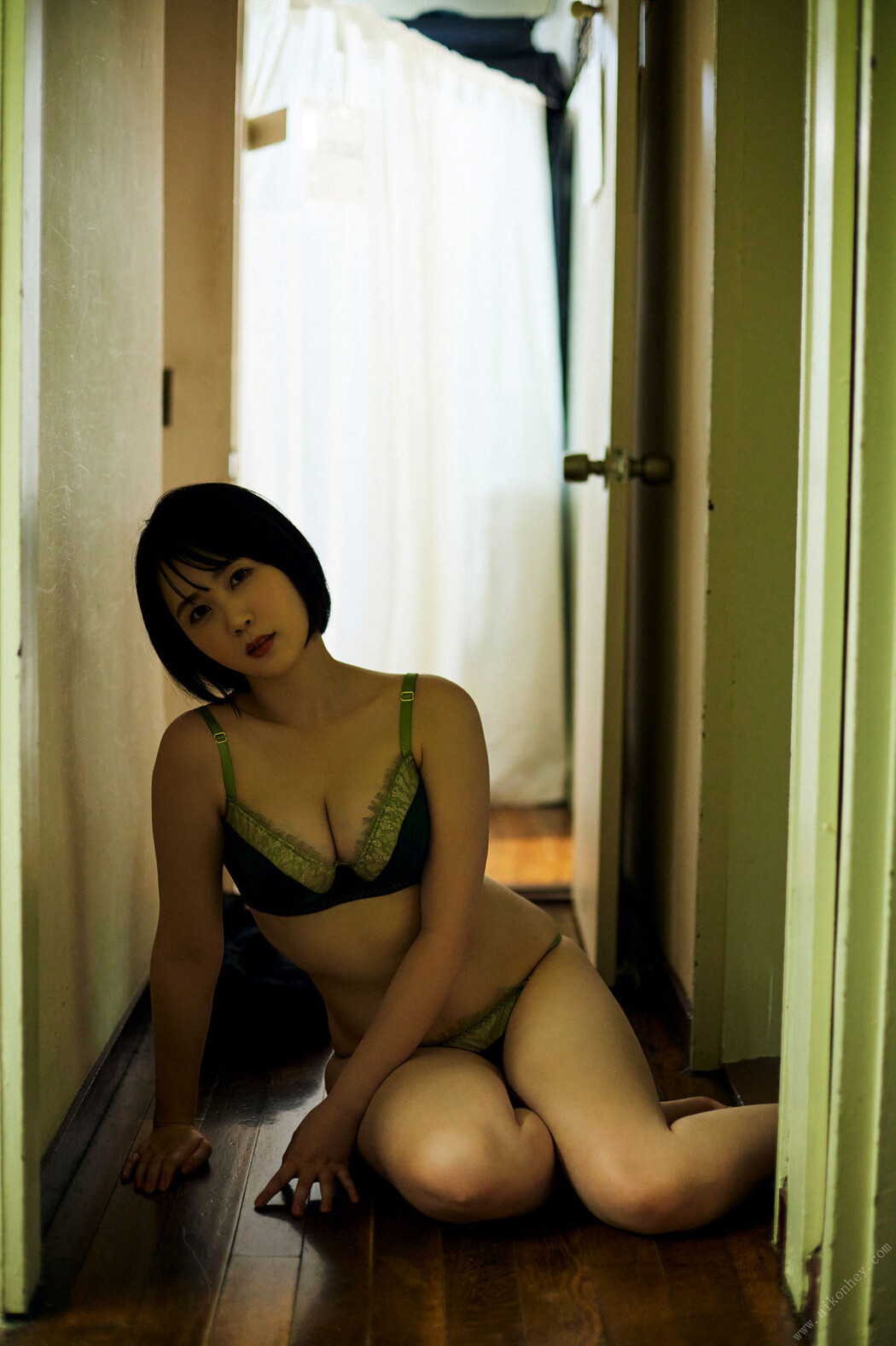 Yuki Yomichi 夜道雪, ＦＲＩＤＡＹデジタル写真集 「人気声優のマシュマロボディ」 Set.03