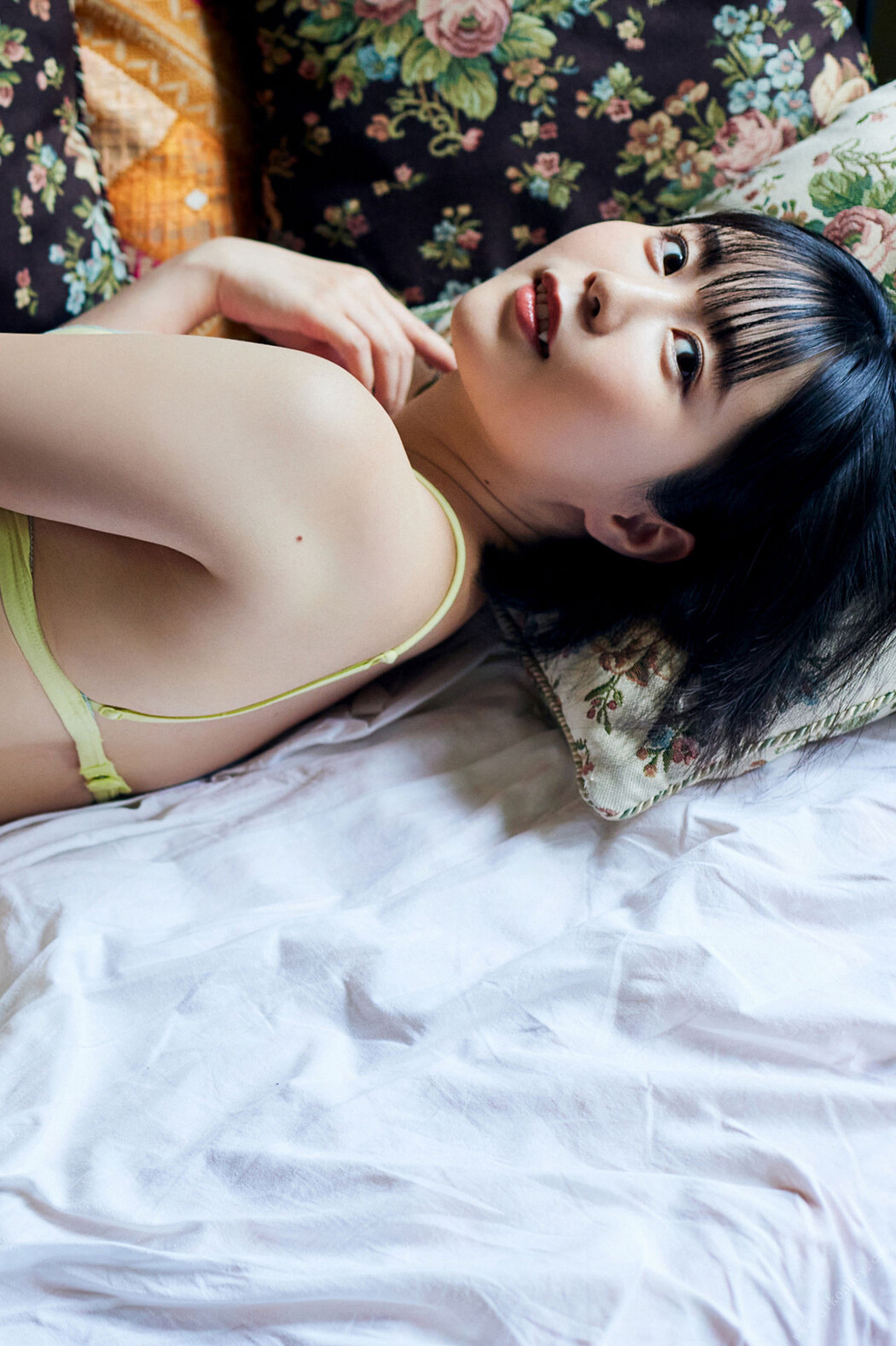 Yuki Yomichi 夜道雪, ＦＲＩＤＡＹデジタル写真集 「人気声優のマシュマロボディ」 Set.04