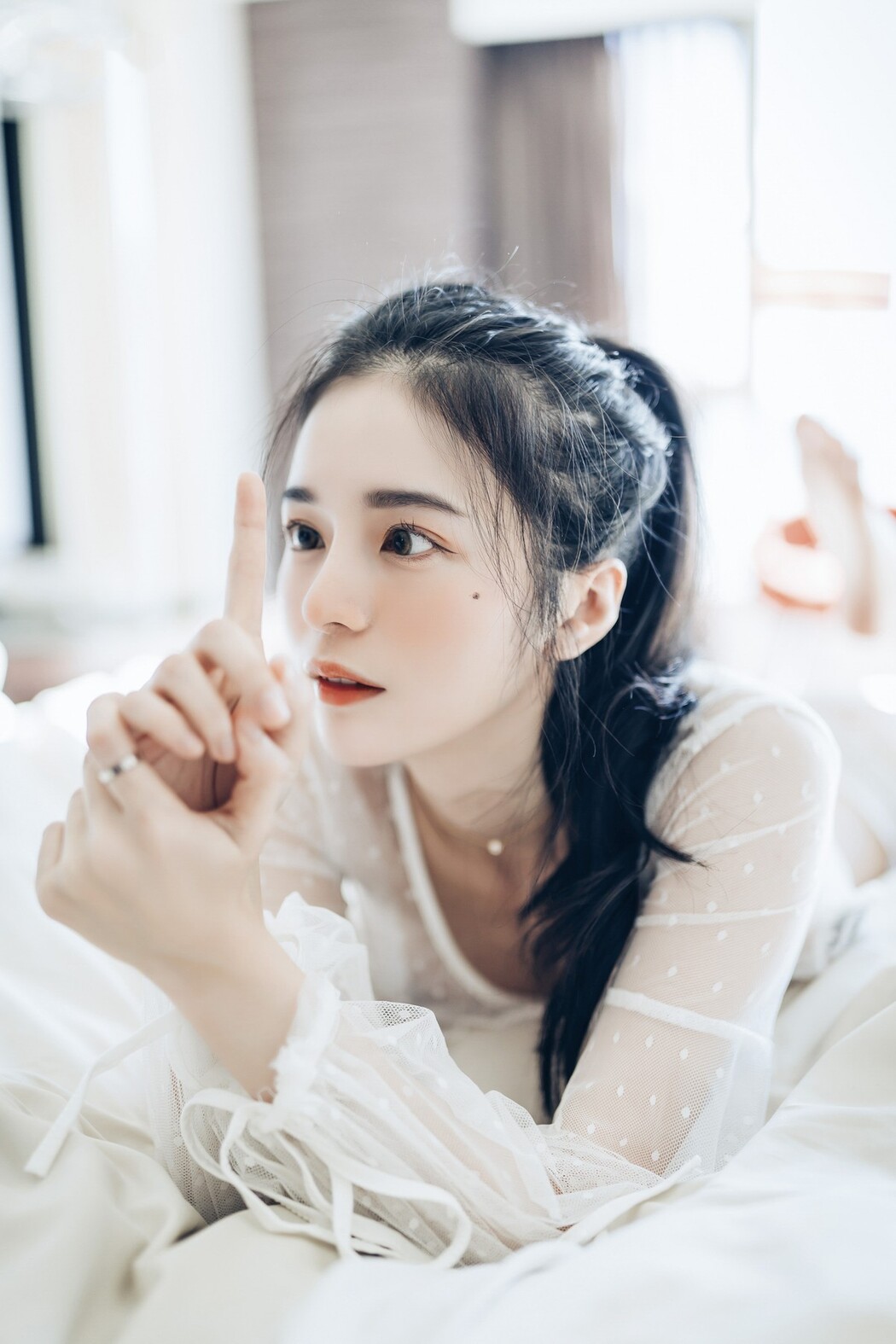 JVID精品 🔞仙仙辰 透明罩衫 透明駱駝蹄內褲 濕潤黑絲 我的女友 這次有點色😈有點甜 Set.01