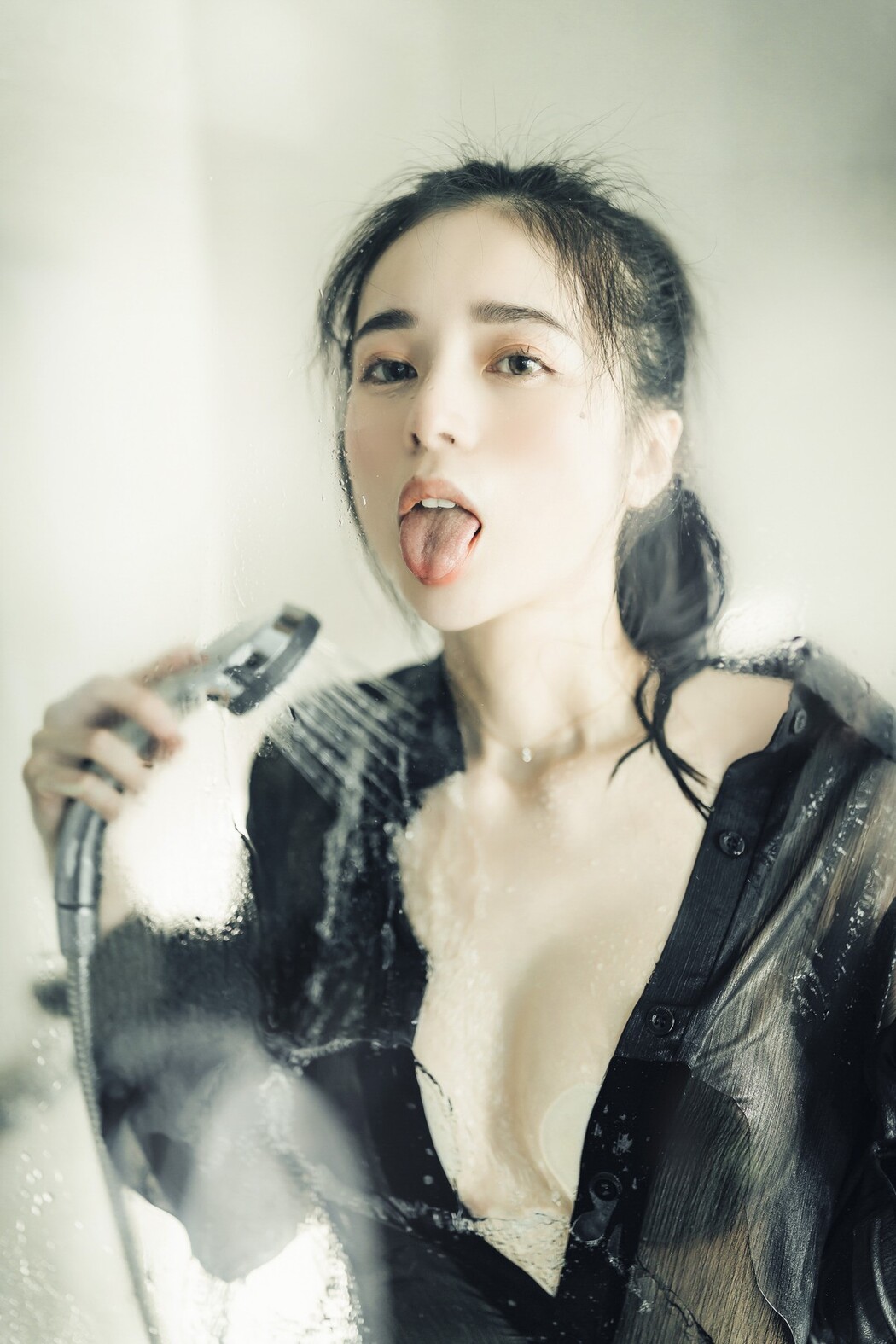 JVID精品 🔞仙仙辰 透明罩衫 透明駱駝蹄內褲 濕潤黑絲 我的女友 這次有點色😈有點甜 Set.02