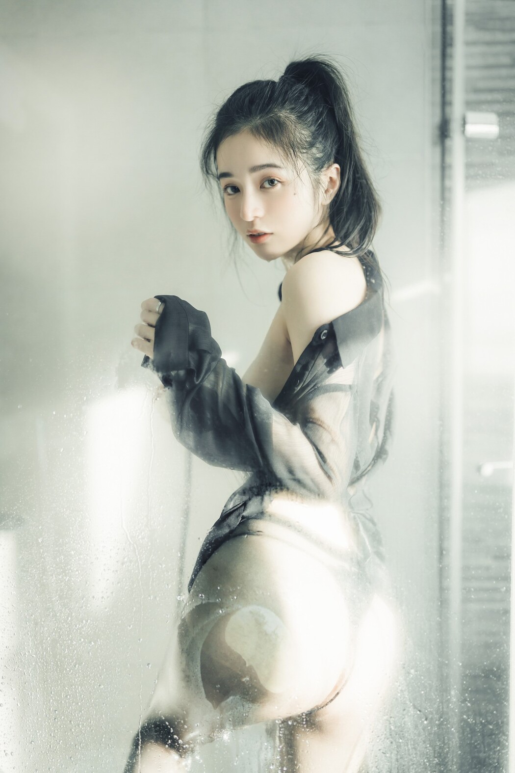 JVID精品 🔞仙仙辰 透明罩衫 透明駱駝蹄內褲 濕潤黑絲 我的女友 這次有點色😈有點甜 Set.02