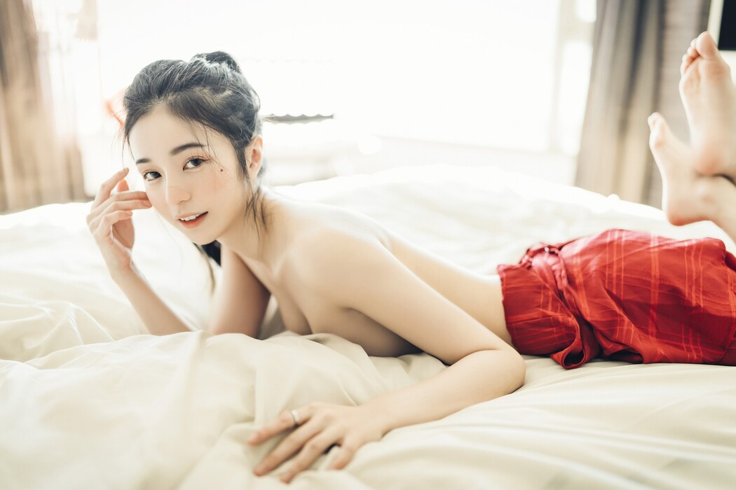 JVID精品 🔞仙仙辰 透明罩衫 透明駱駝蹄內褲 濕潤黑絲 我的女友 這次有點色😈有點甜 Set.01