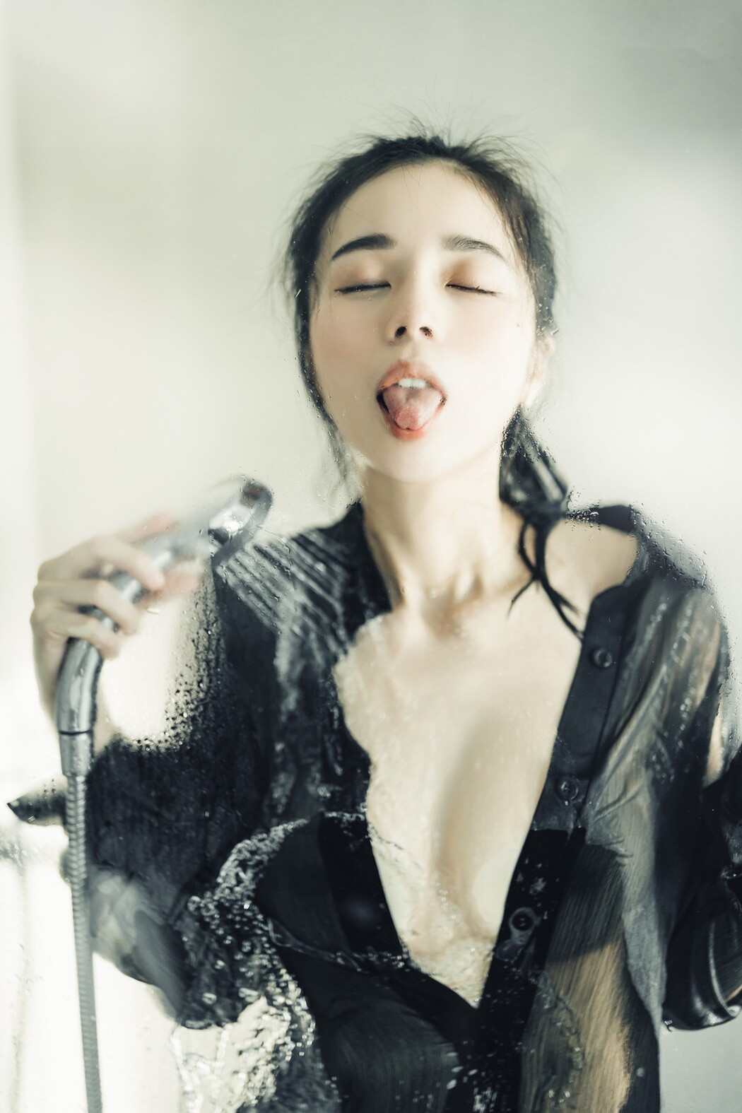 JVID精品 🔞仙仙辰 透明罩衫 透明駱駝蹄內褲 濕潤黑絲 我的女友 這次有點色😈有點甜 Set.02
