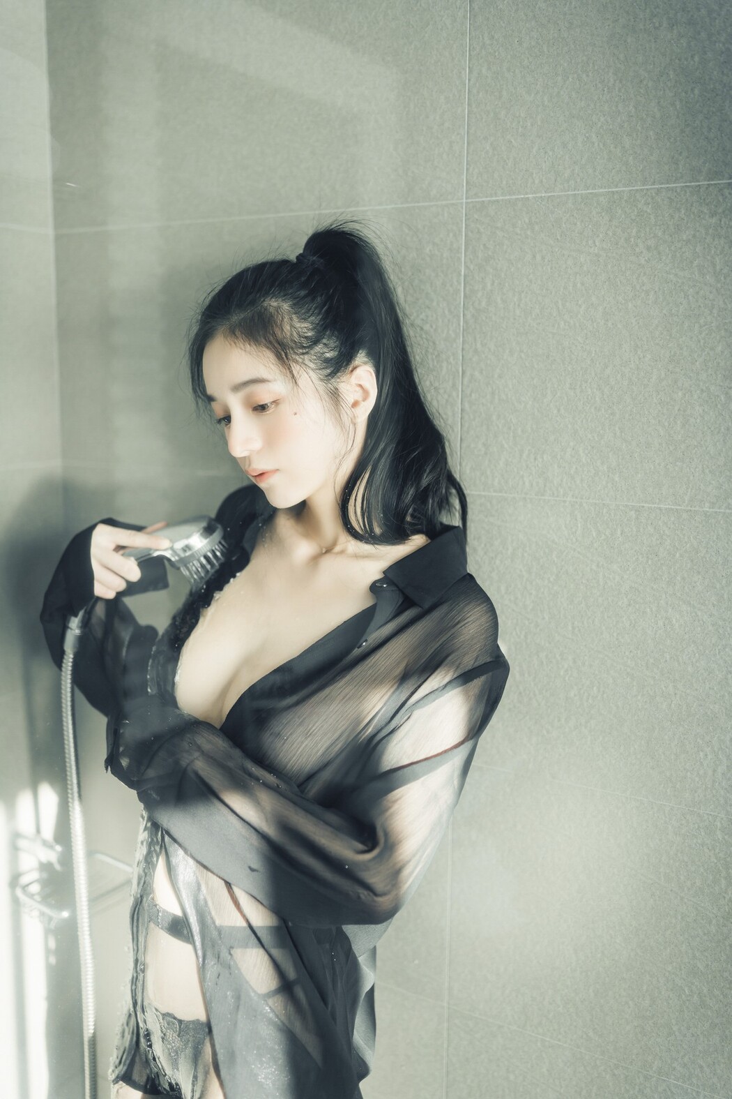 JVID精品 🔞仙仙辰 透明罩衫 透明駱駝蹄內褲 濕潤黑絲 我的女友 這次有點色😈有點甜 Set.02