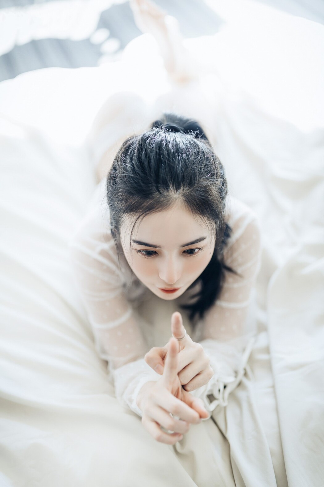 JVID精品 🔞仙仙辰 透明罩衫 透明駱駝蹄內褲 濕潤黑絲 我的女友 這次有點色😈有點甜 Set.01