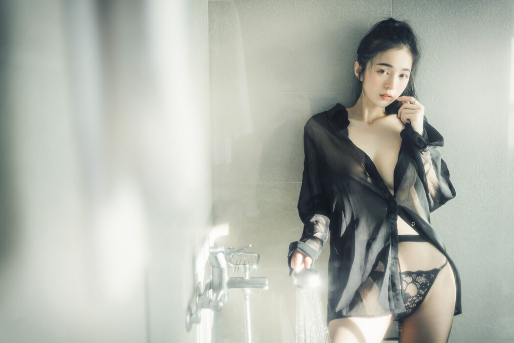 JVID精品 🔞仙仙辰 透明罩衫 透明駱駝蹄內褲 濕潤黑絲 我的女友 這次有點色😈有點甜 Set.02