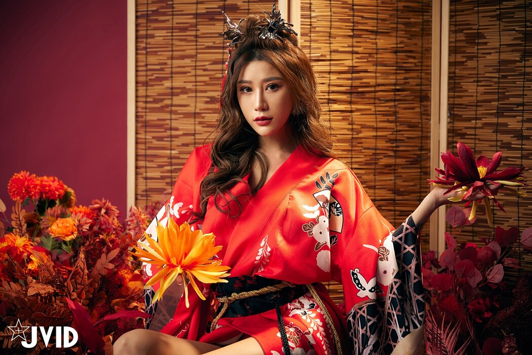 JVID精品 聖上寵幸首選～傾國傾城囍媚娘 婀娜多姿 酥胸外露 Set.01