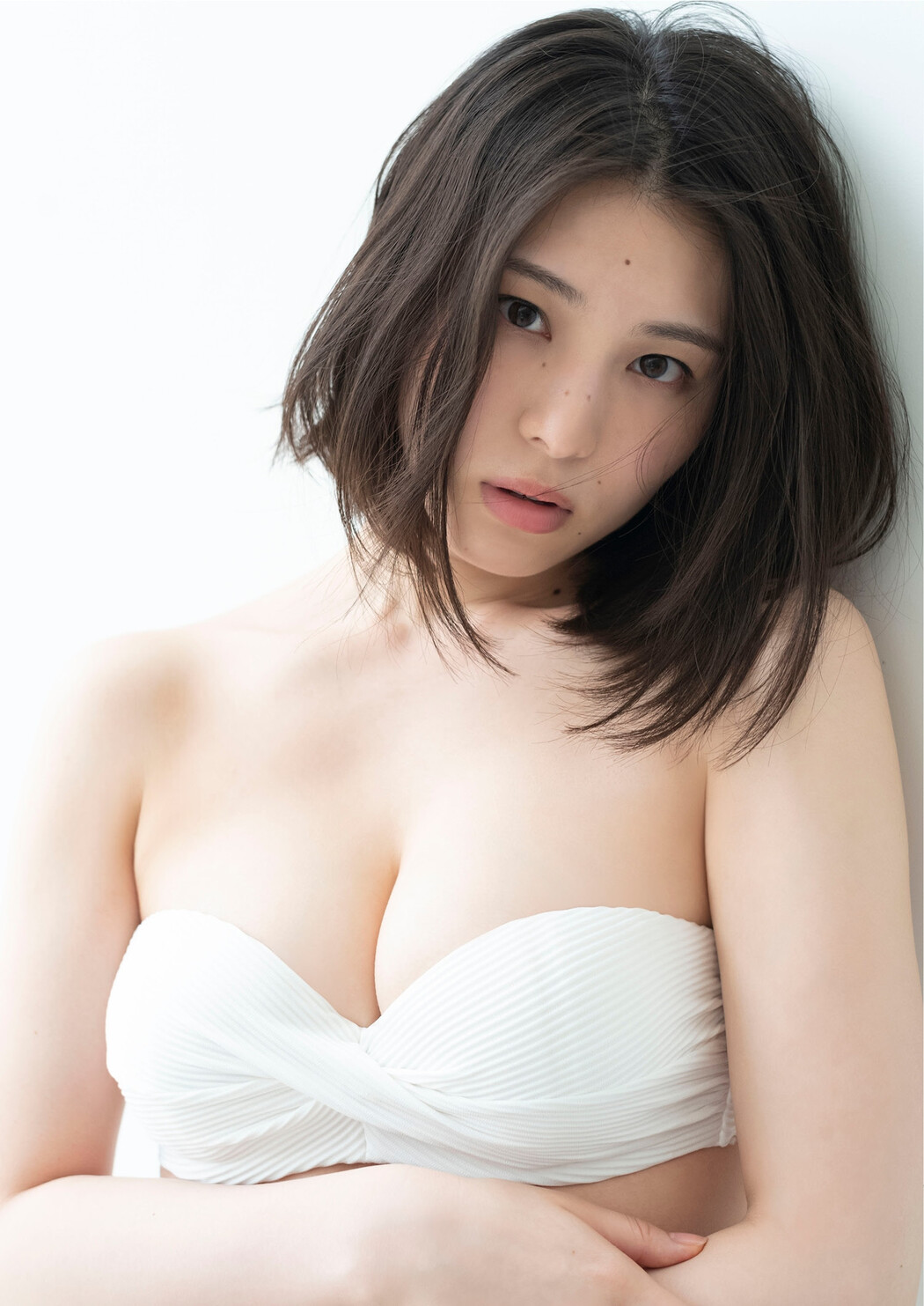 Iori Sagara 相楽伊織, デジタル限定 YJ Photo Book 「Marguerite」 Set.01