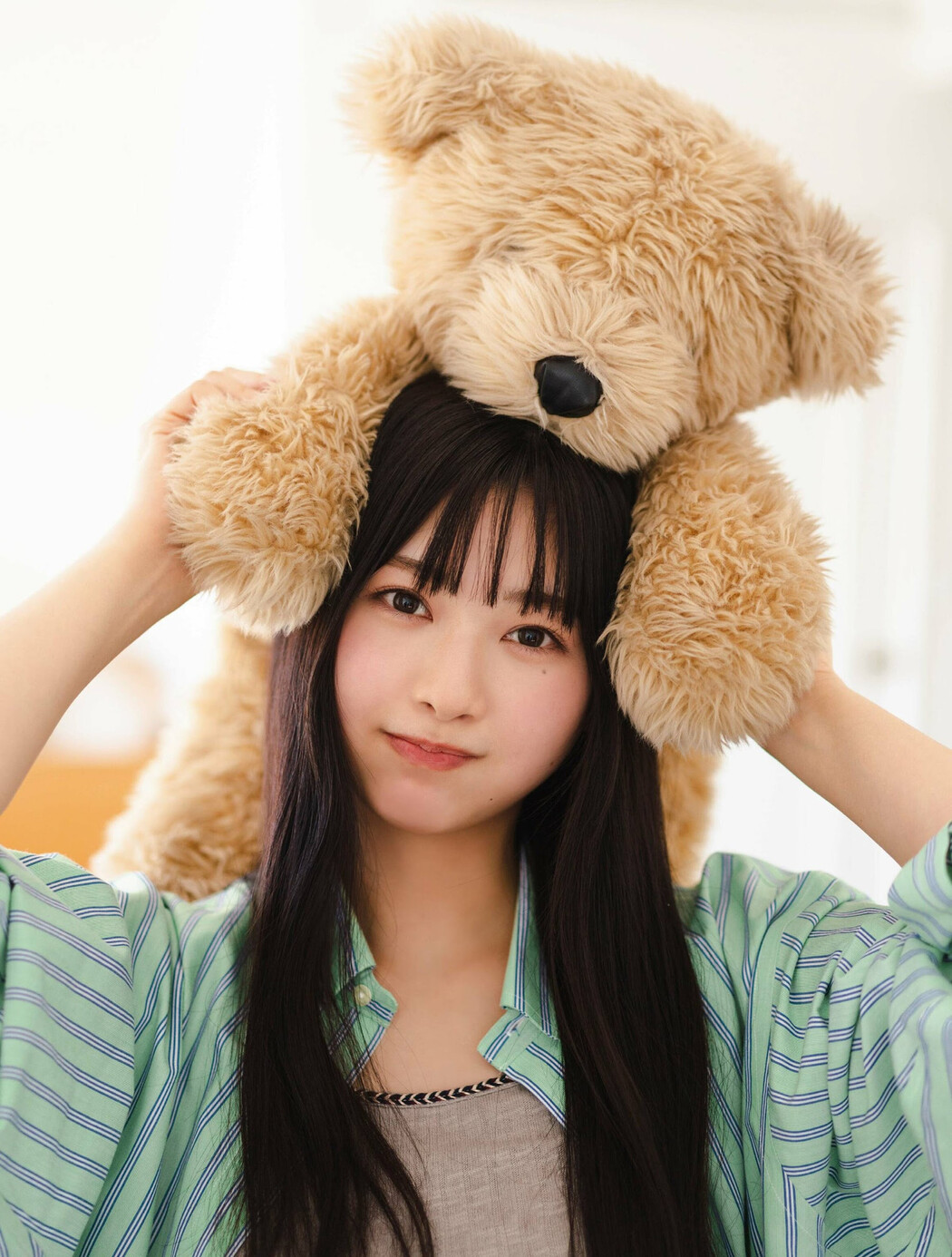 Suzuka Tomita 富田鈴花, PLATINUM FLASH 2023 VOL.21