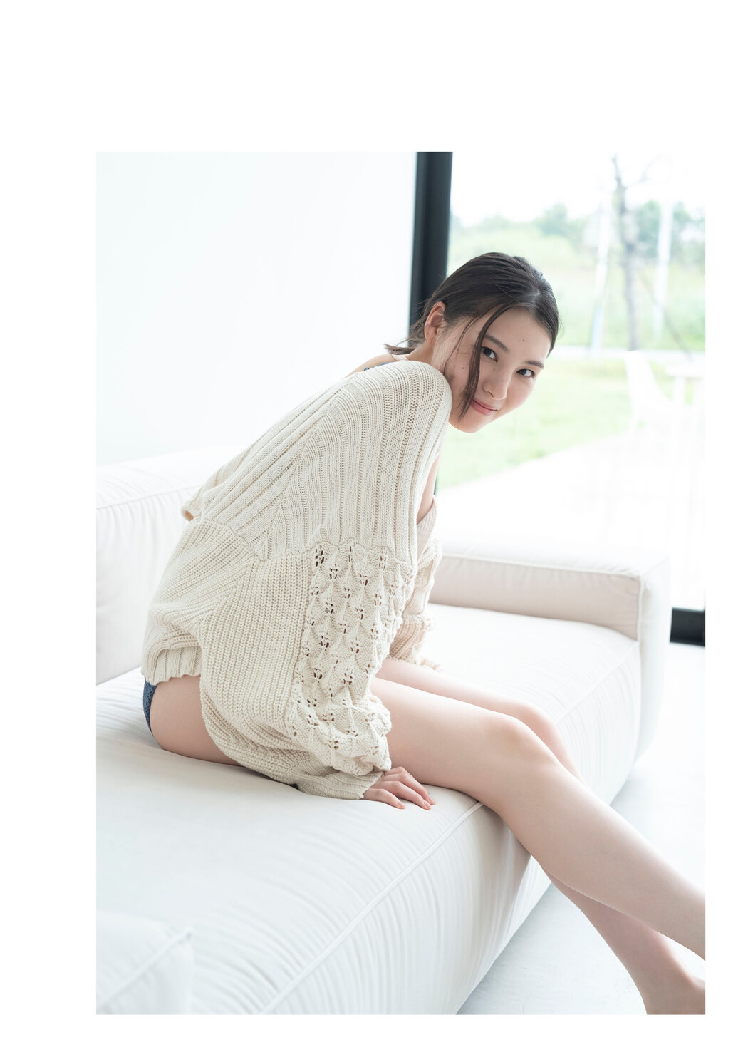 Iori Sagara 相楽伊織, デジタル限定 YJ Photo Book 「Marguerite」 Set.02