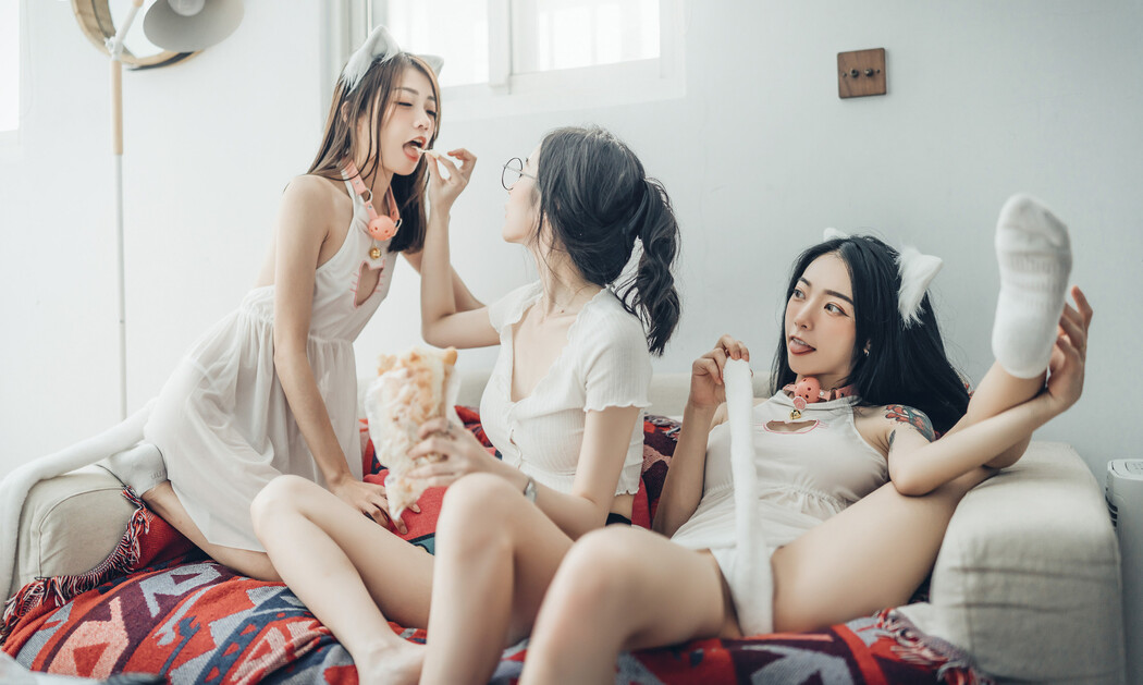 JVID精品 三位女神全裸合體🔞 宅女辰辰與她的兩隻貓咪飄飄 妍妍的性生活❤️ Vol.01 Set.01