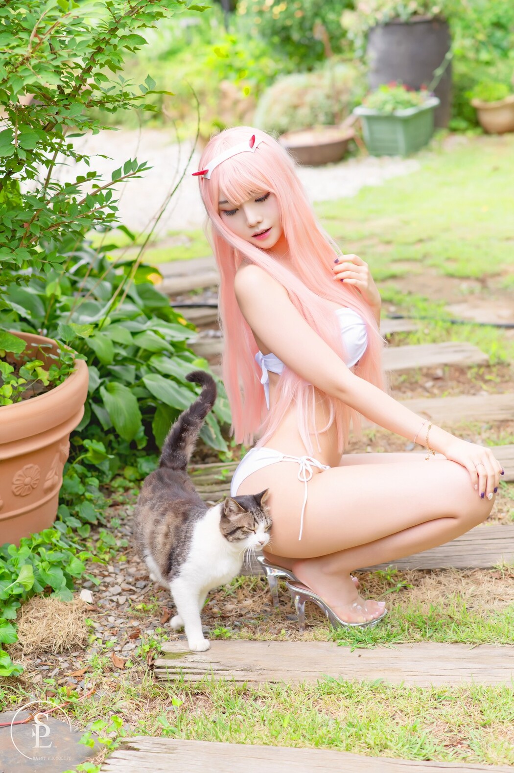 Yuna 유나, [SAINT Photolife] Zero Two