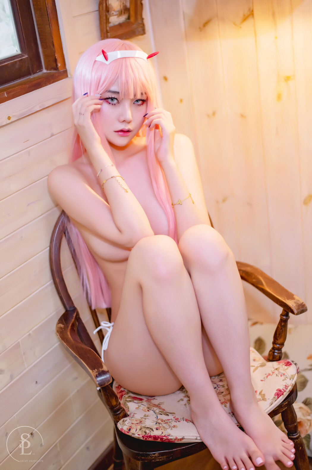 Yuna 유나, [SAINT Photolife] Zero Two
