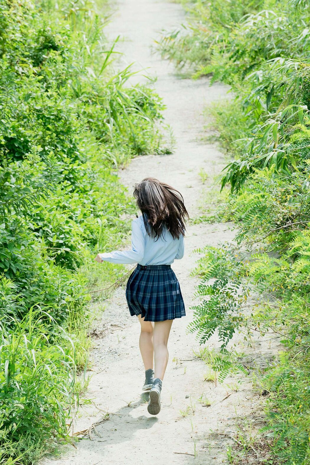 Nanako Kurosaki 黒嵜菜々子, FLASHデジタル写真集 「青春しよっか～夏の思い出編～」 Set.01