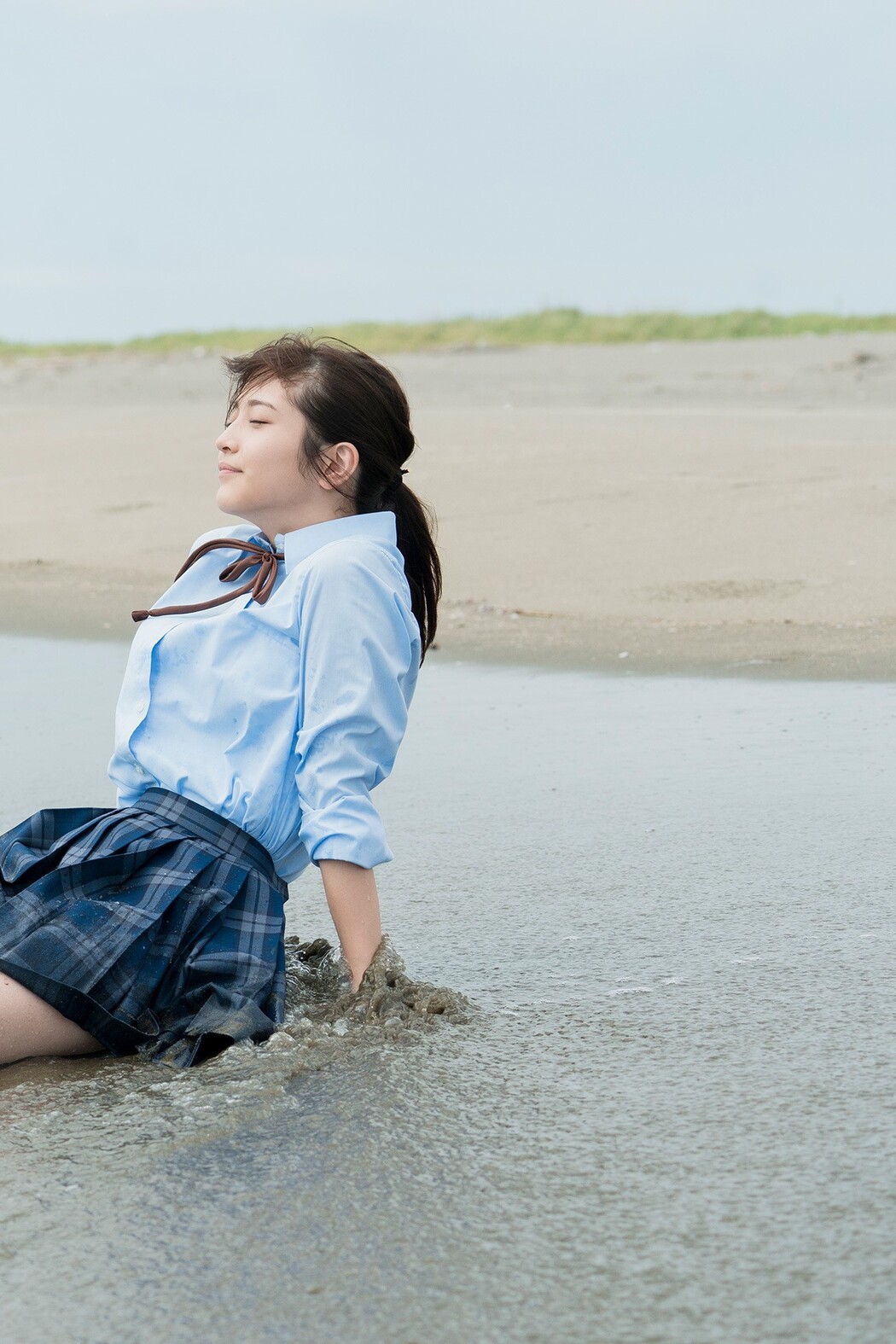 Nanako Kurosaki 黒嵜菜々子, FLASHデジタル写真集 「青春しよっか～夏の思い出編～」 Set.02