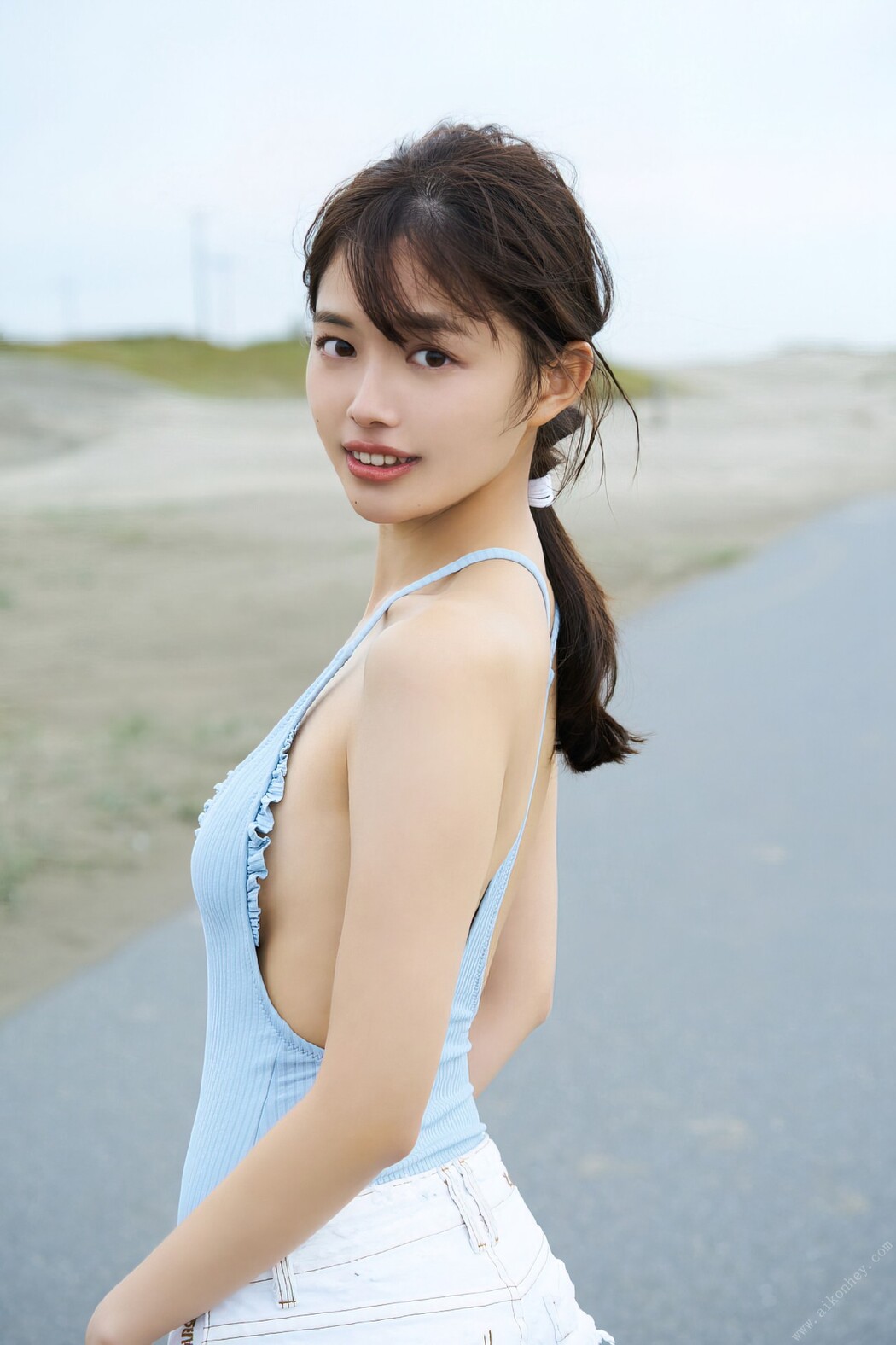 Hinami Mori 森日菜美, FRIDAYデジタル写真集 宝の新人女優 「ＣＵＴＥ＆ＳＥＸＹ」 Set.01