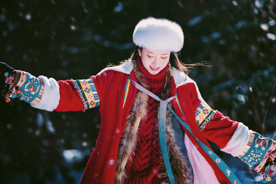Cosplay 年年Nnian 吉祥雪兆丰年