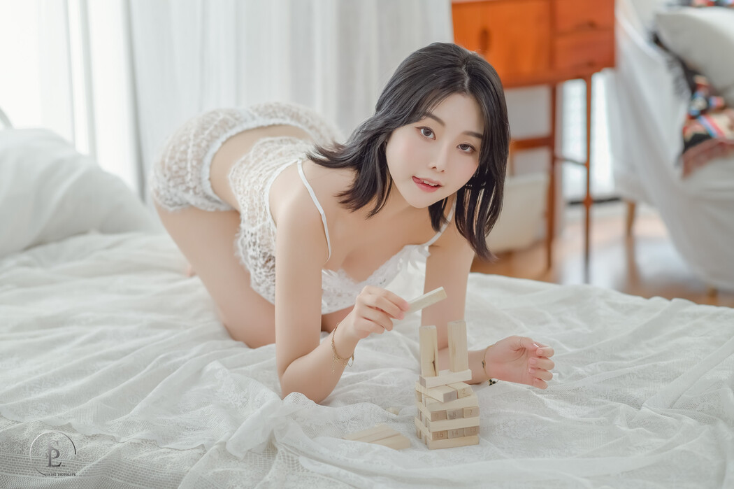 Yuna 유나, [SAINT Photolife] Jenga