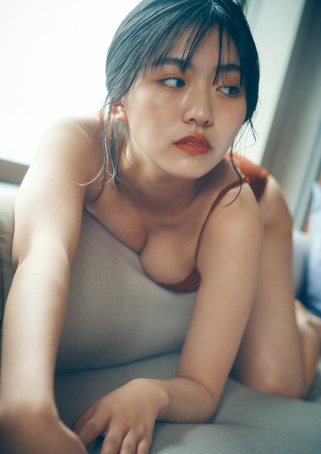 Runa Toyoda 豊田ルナ, BRODYデジタル写真集 「オトナの子。」