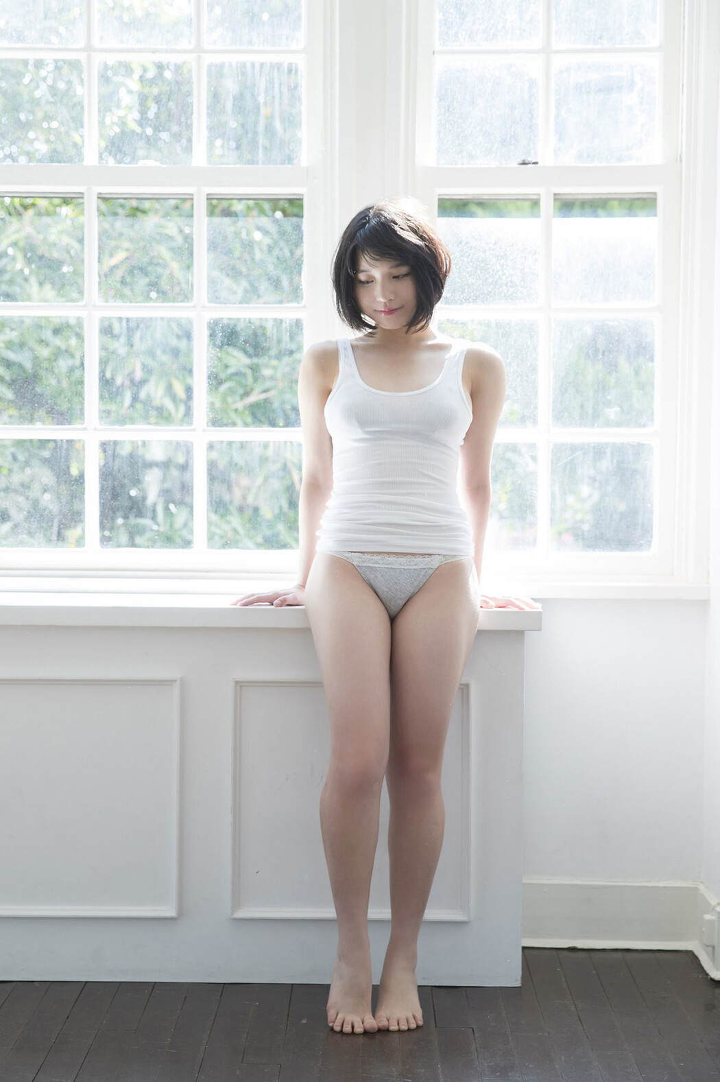 Nagi Nemoto 根本凪, ＦＲＩＤＡＹデジタル写真集 「緑のシンデレラ」 Set.01