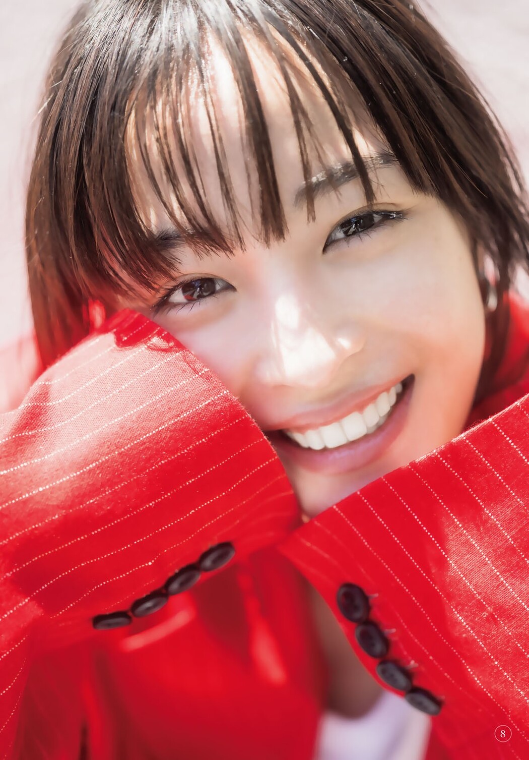 Suzu Hirose 広瀬すず, Shonen Magazine 2023 No.27 (週刊少年マガジン 2023年27号)