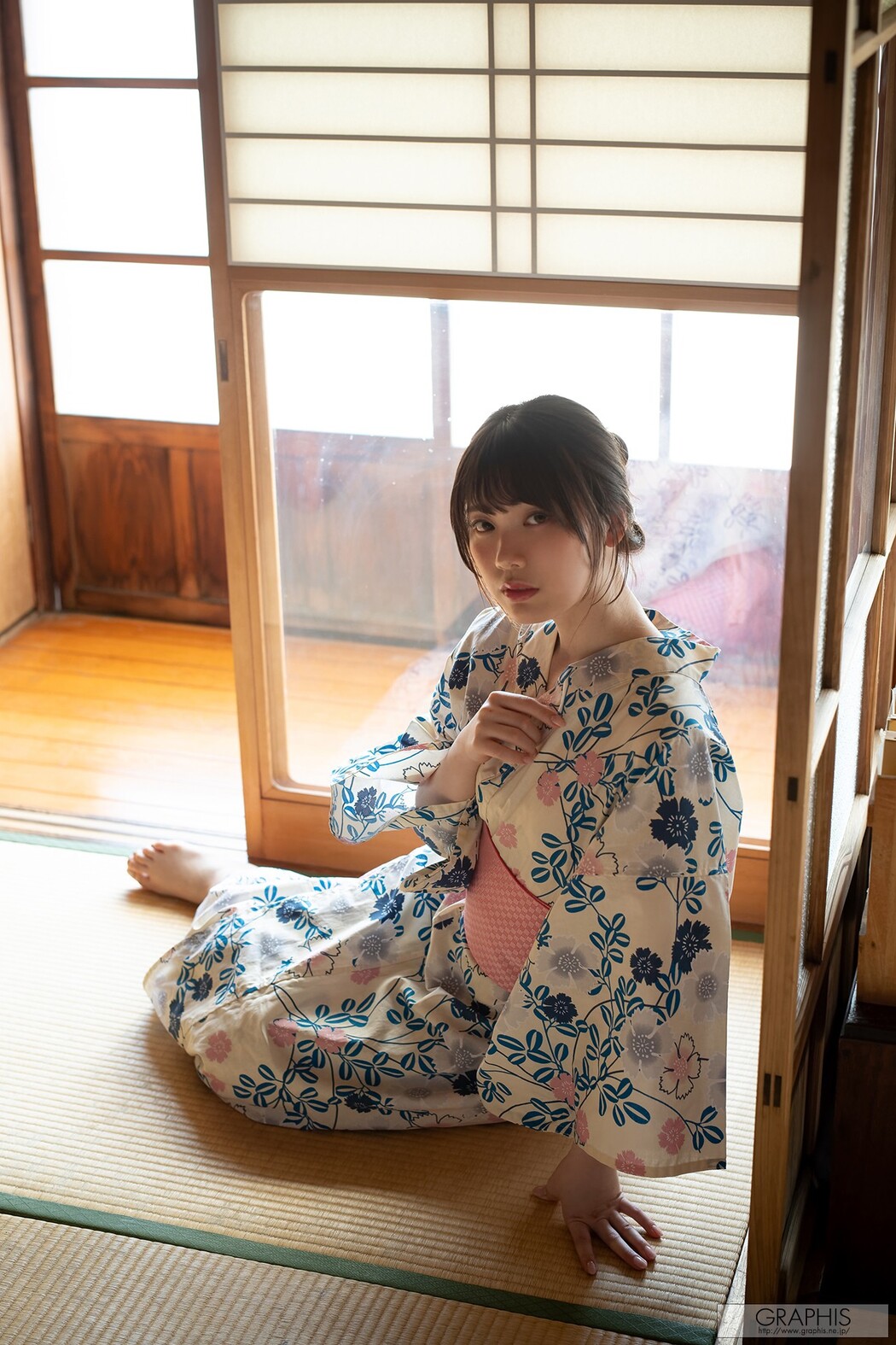 Mio Ishikawa 石川澪, [Graphis] Gals 「Lovely!」 Vol.03