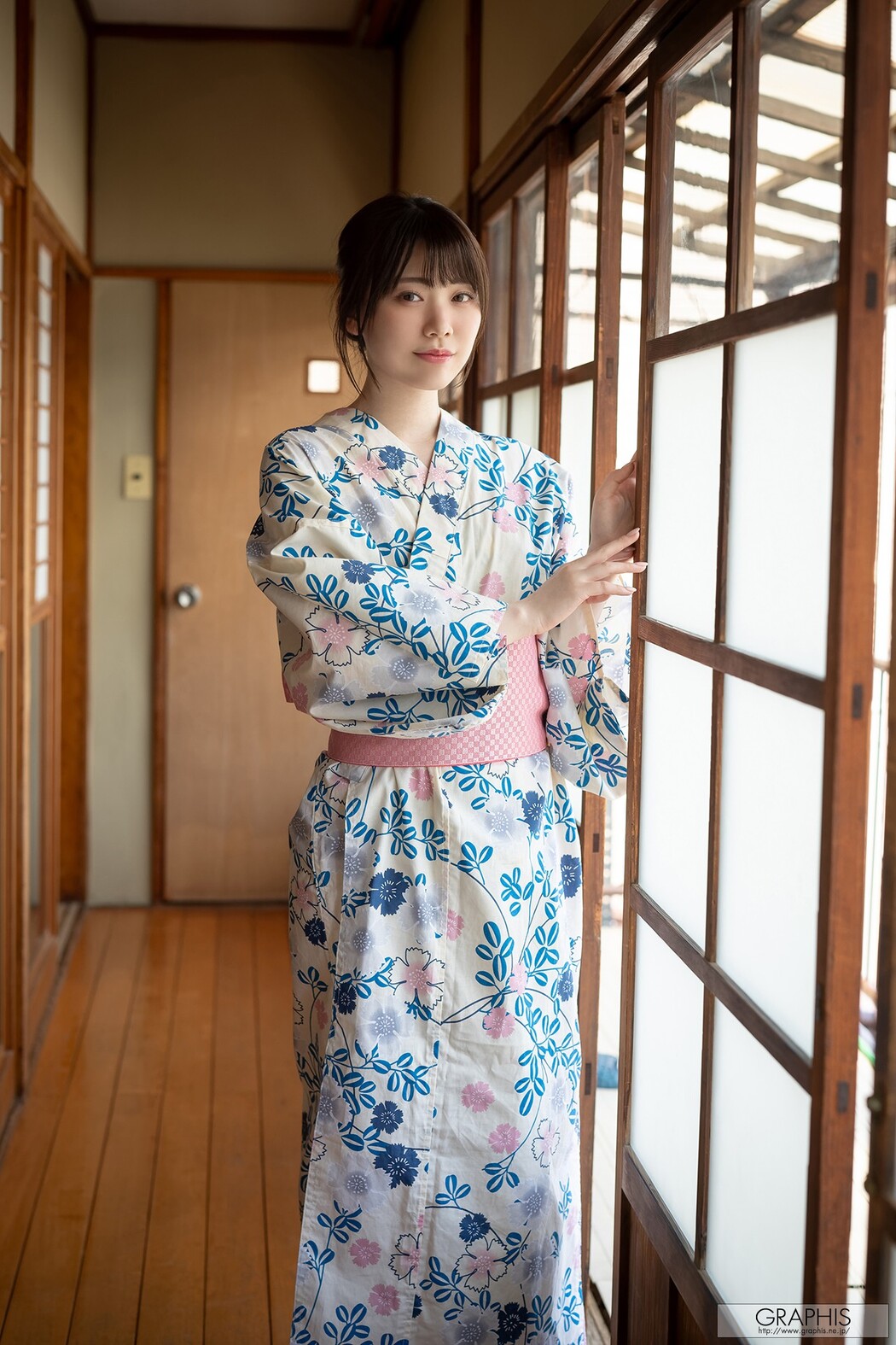 Mio Ishikawa 石川澪, [Graphis] Gals 「Lovely!」 Vol.03