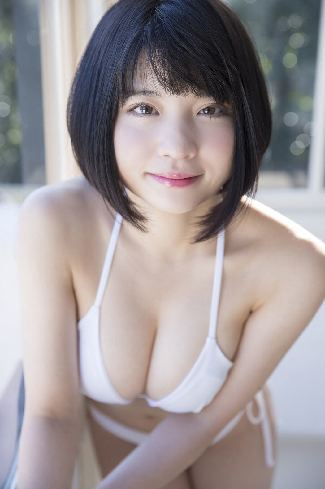 Nagi Nemoto 根本凪, ＦＲＩＤＡＹデジタル写真集 「緑のシンデレラ」 Set.02