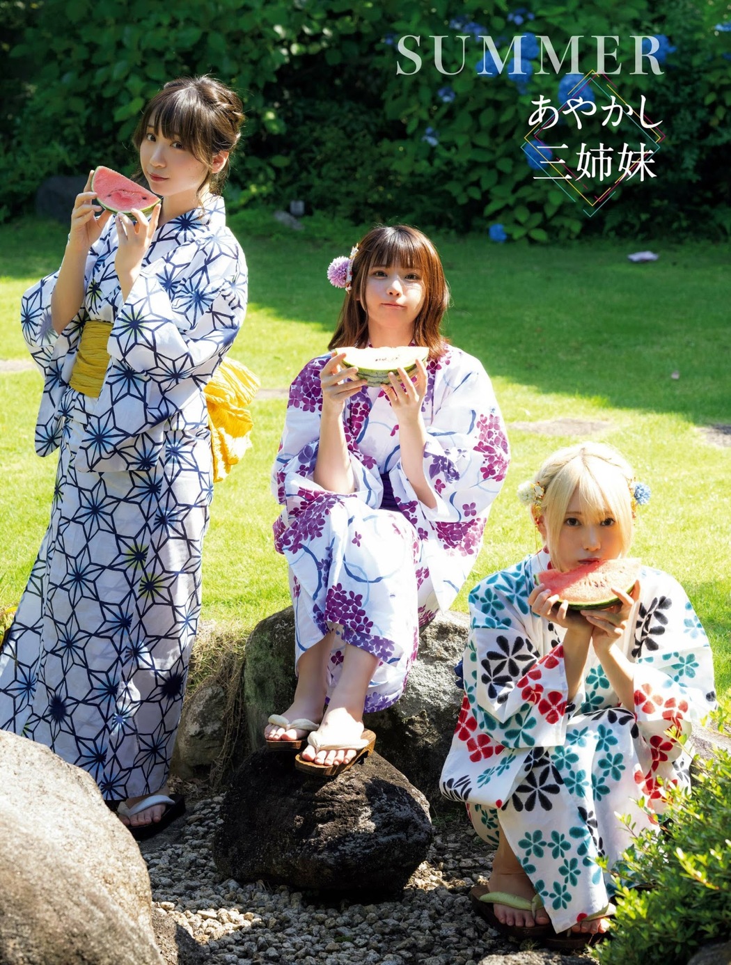 えなこ×伊織もえ×篠崎こころ, PLATINUM FLASH 2022 VOL.19